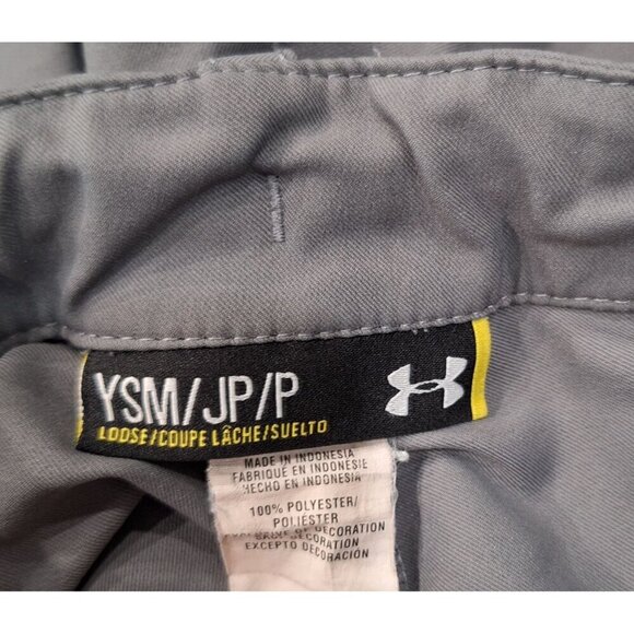 Under Armour Boys Youth Small Grey Cargo Shorts - Picture 5 of 5